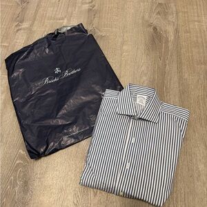 Brooks Brothers Men's‎ Dress Shirt Stripes